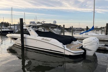 35' Sea Ray 2020 Yacht For Sale